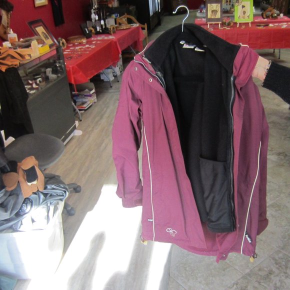 Women Winter Coat - Picture 1 of 1